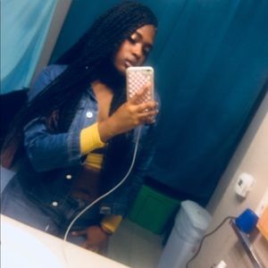 Meet your Posher, Jasmine